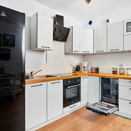 Vintage In New Estate With Parking - Krzyki By Renters Appartamento